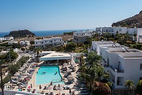 Lambis Studios & Apartments