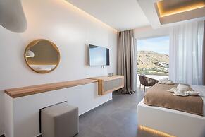 Lambis Studios & Apartments