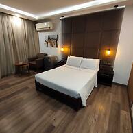 Pearl Hotel