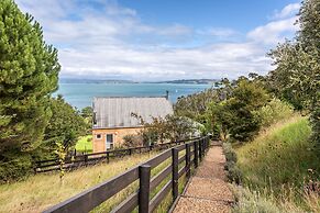 Woodside Bay Cottage