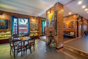 Calm House Hotel Hoi An