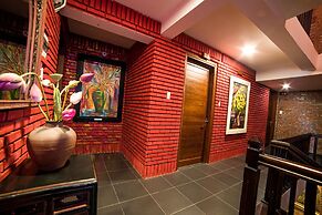 Calm House Hotel Hoi An