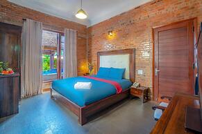 Calm House Hotel Hoi An