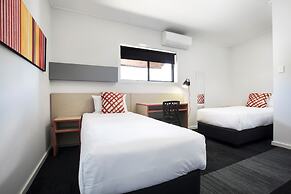 Villawood Hotel