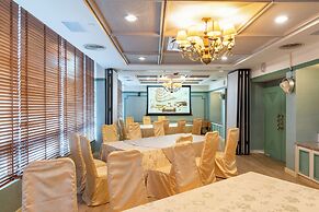 Palasia Hotel Palau