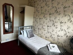 The Rose and Crown Hotel
