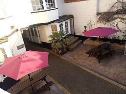 The Rose and Crown Hotel