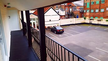 The Rose and Crown Hotel