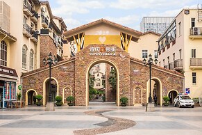 Holiday Inn Chongqing University Town by IHG