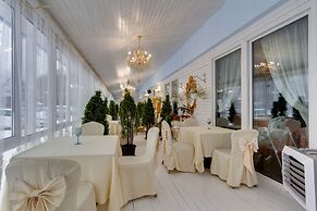 Park Hotel Vnukovo - Kartmazovo