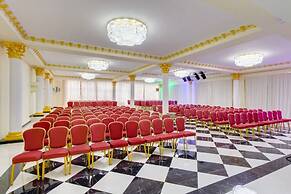 Park Hotel Vnukovo - Kartmazovo