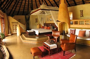 Sango Wildlife Lodge