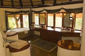 Sango Wildlife Lodge