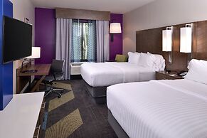 Holiday Inn Express & Suites Bryant - Benton Area by IHG