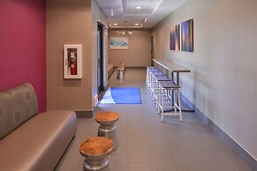 Holiday Inn Express & Suites Bryant - Benton Area by IHG