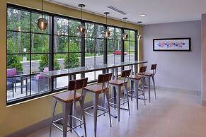 Holiday Inn Express & Suites Bryant - Benton Area by IHG