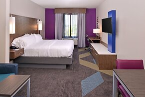 Holiday Inn Express & Suites Bryant - Benton Area by IHG