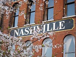 Reserve by Nashville Vacations