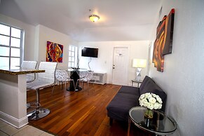 Hispaniola Apartments Part of the Oasis Casita Collection