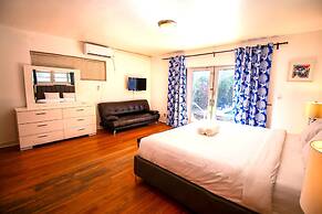 L'Etoile Apartments Part of the Oasis Casita Collection