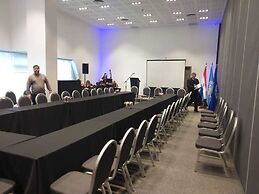 Dazzler by Wyndham Asuncion