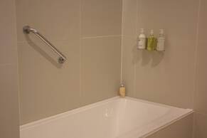 Dazzler by Wyndham Asuncion