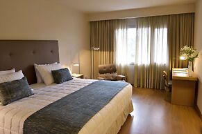 Dazzler by Wyndham Asuncion