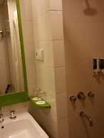 Amaris Hotel Panglima Polim 2