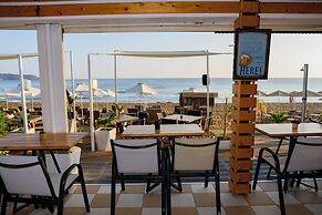 Esperides Beach Hotel Apartments