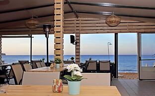 Esperides Beach Hotel Apartments