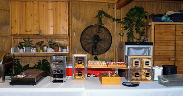 Esperides Beach Hotel Apartments