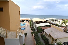 Esperides Beach Hotel Apartments