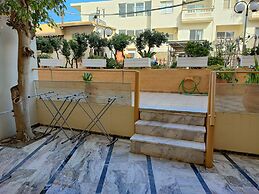 Esperides Beach Hotel Apartments