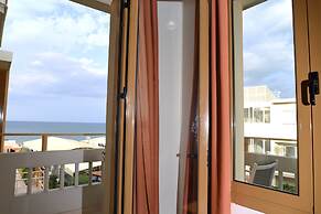 Esperides Beach Hotel Apartments