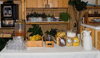 Esperides Beach Hotel Apartments