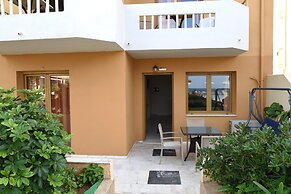 Esperides Beach Hotel Apartments