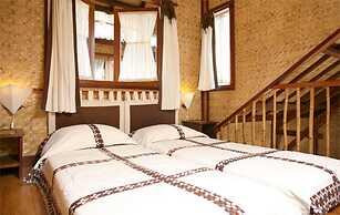 Kampung Sumber Alam Garut Powered by Archipelago