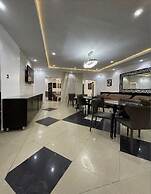 Charlie's Place And Suite
