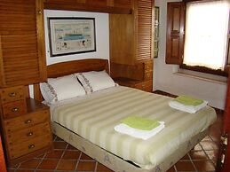 Villa Ana Margarida Residences