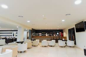 Minura Hotel Cala Galdana & Apartamentos