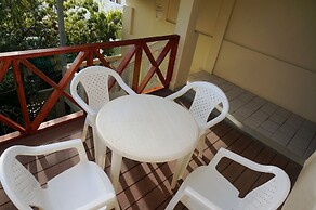 Hersher Studios & Apartments