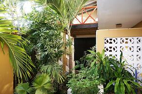 Hersher Studios & Apartments