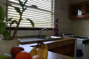 Hersher Studios & Apartments