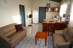 Hersher Studios & Apartments