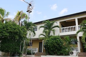 Hersher Studios & Apartments