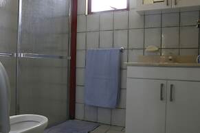 Hersher Studios & Apartments