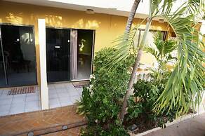 Hersher Studios & Apartments