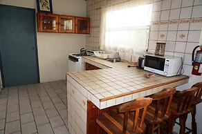 Hersher Studios & Apartments