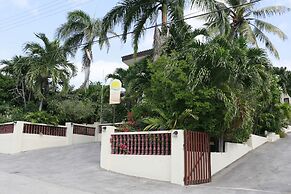 Hersher Studios & Apartments