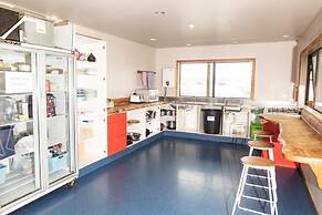 Dusky Lodge - Hostel